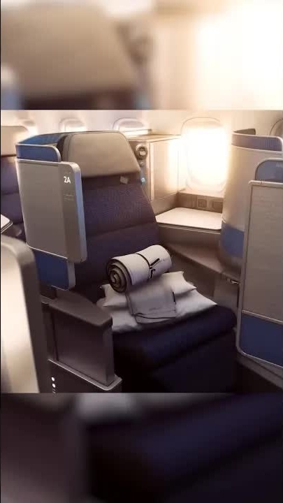 Free business class flight: travel hacking with credit card points