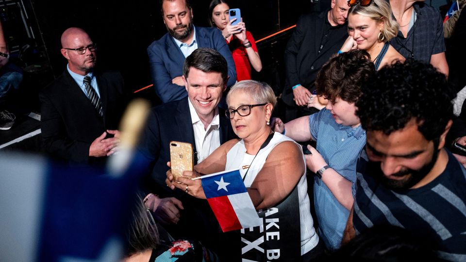 James Talarico defeats Jasmine Crockett to win Democratic primary in Texas Senate race<br><br>