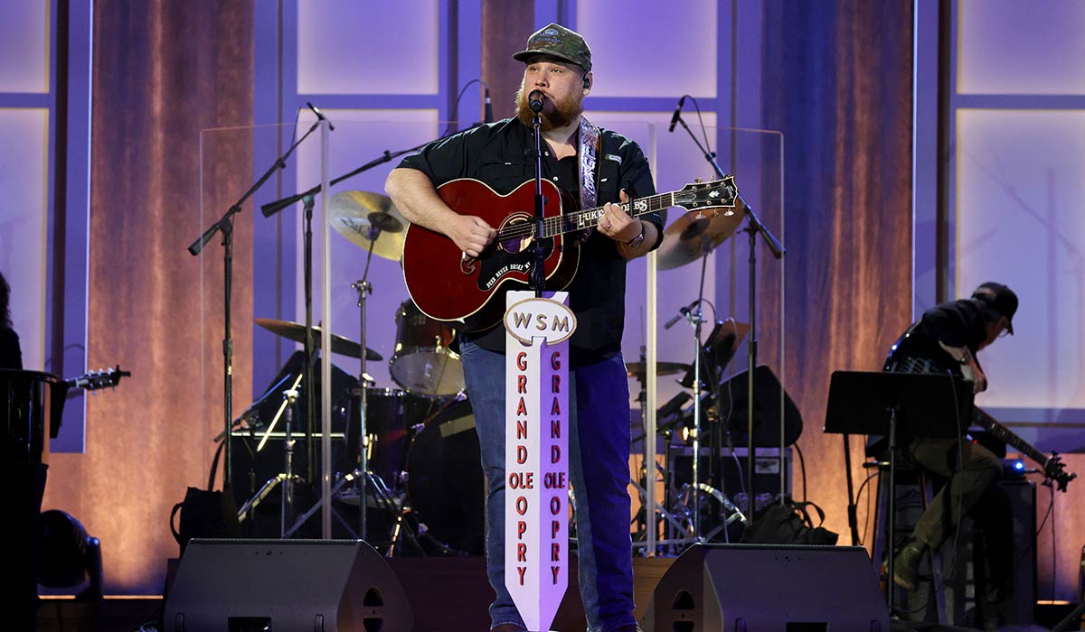 Luke Combs at Slane Castle: Setlist, stage times and transport