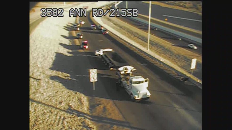 1 person dead after crash between semi, sedan on Las Vegas freeway ramp