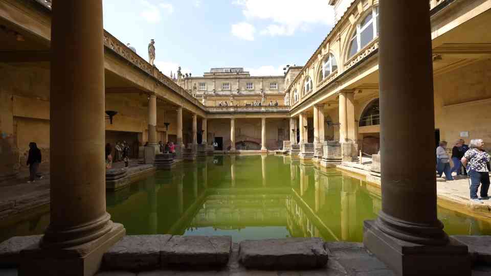 Perfect day in Bath, England - Roman history, Georgian architecture ...