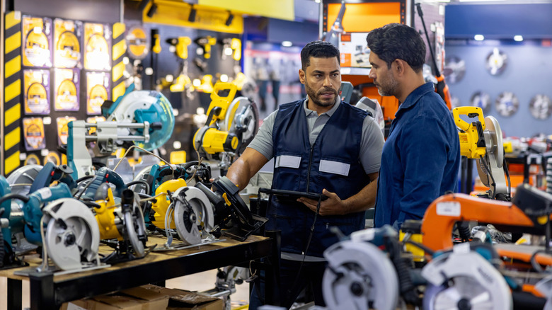 Harbor Freight's Most 11 Highly-Recommended Bauer Power Tools ...