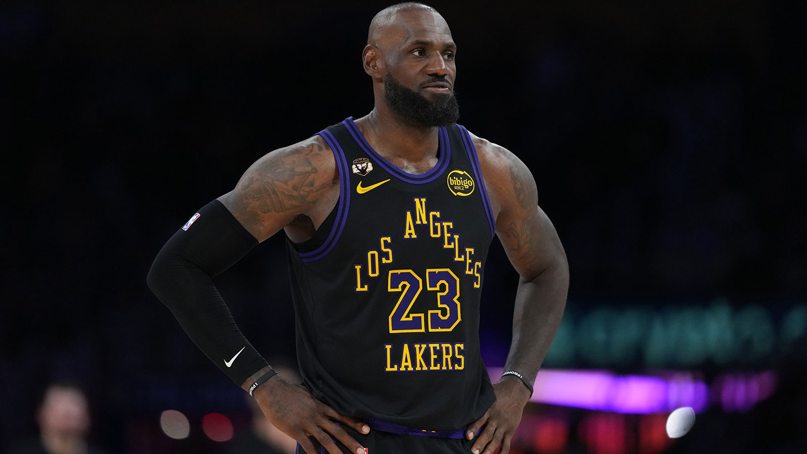 LeBron weighs retirement and Vegas bid