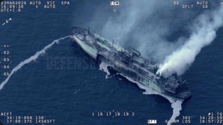 US sinks Iranian warship in Indian Ocean strike — a chilling signal to ...