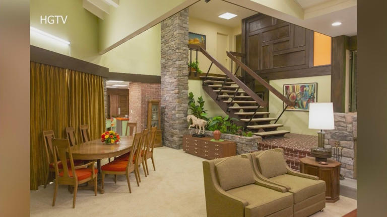 Iconic 'Brady Bunch' house in Studio City declared a historic landmark