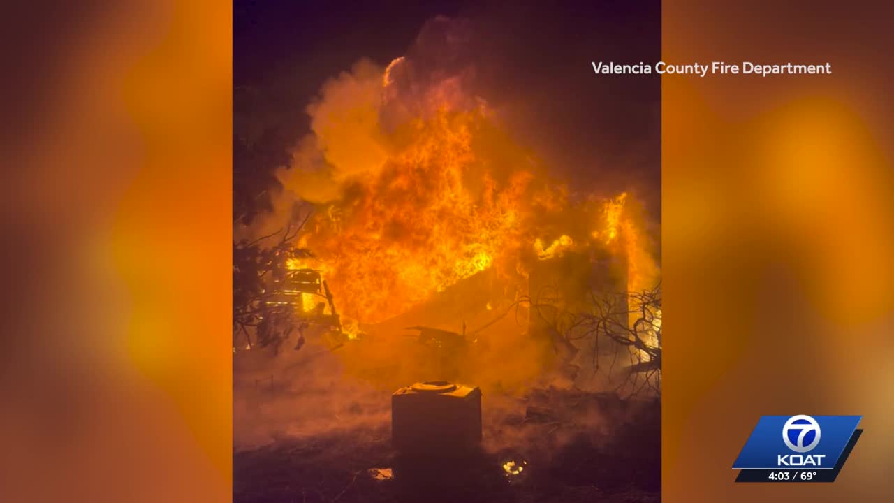 Large building fire contained in Valencia County