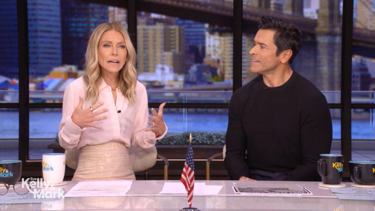 'Am I having a stroke?': Kelly Ripa spirals after showering at 2 a.m ...
