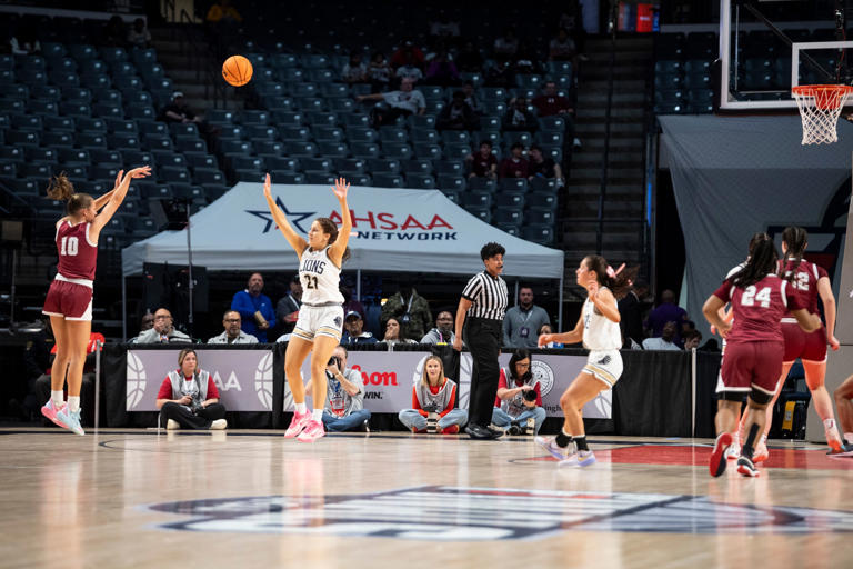 Guntersville girls basketball pulls away from Briarwood Christian in ...
