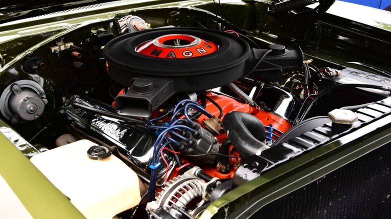 What's the difference between the Mopar 440 and 440 Magnum muscle car ...