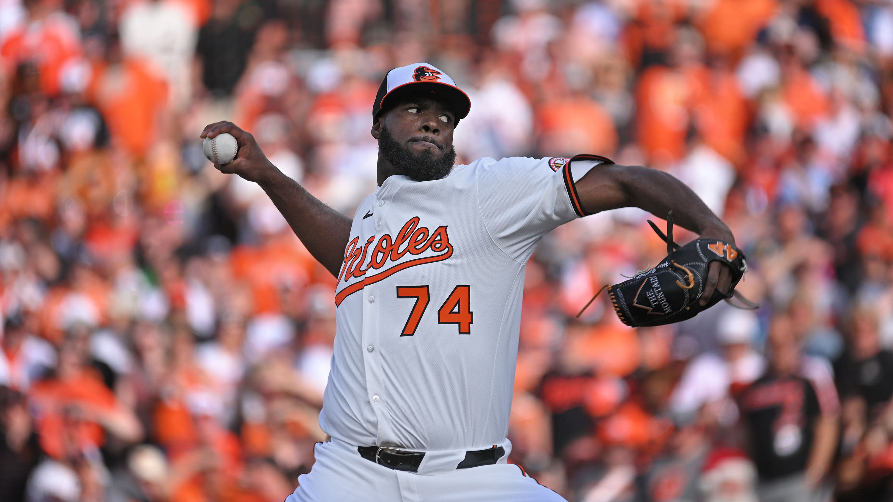 Orioles' Félix Bautista starts throwing program after shoulder surgery
