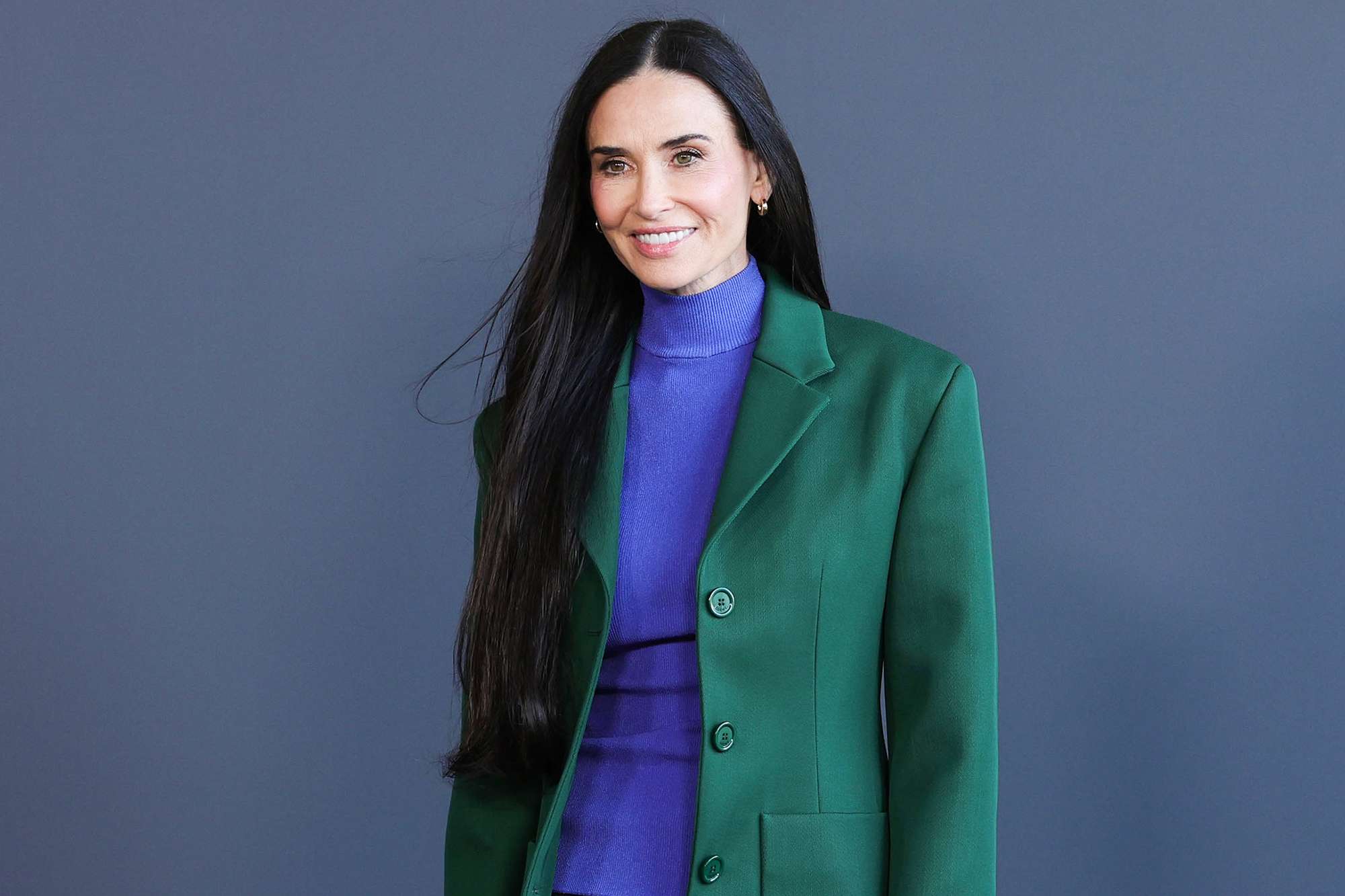 Demi Moore goes back to her signature long hair after shocking bob ...