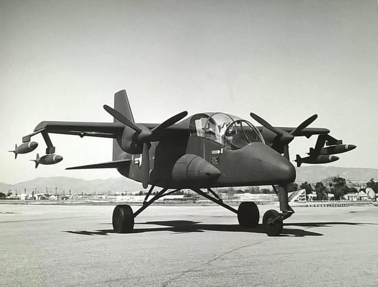 Grounded dreams: The Lockheed CL-760 – the Starlifter that almost ...