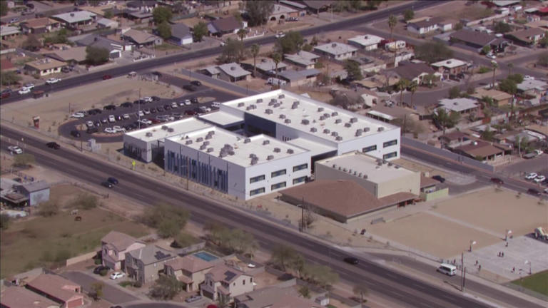 2 students arrested after gun found at South Phoenix elementary school