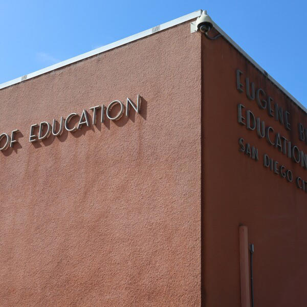 San Diego Unified warns secretaries, clerks and other classified staff ...