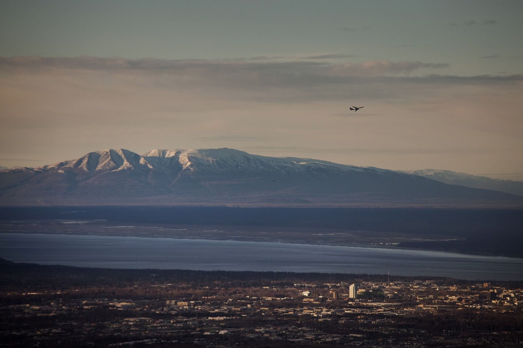 Trump’s Alaska oil, gas lease sale draws zero bids from drillers