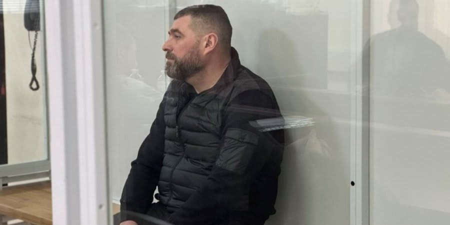 Zelenskyy dismisses SBU chief in Zhytomyr after arrest in aircraft shelter corruption case<br><br>