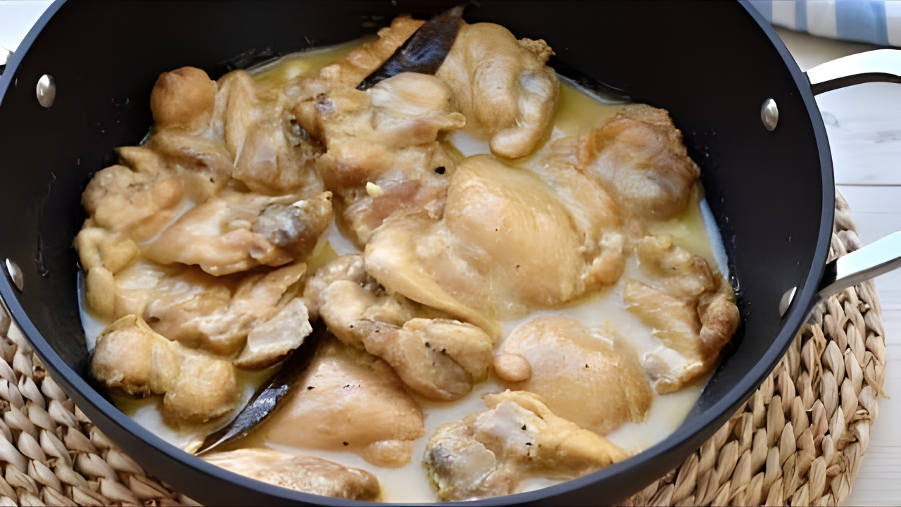 Pollo en salsa jugoso y delicioso | Receta fácil
