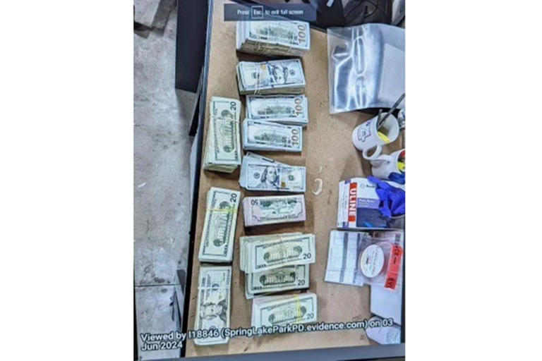 Minneapolis man who tried to bribe juror in $250M welfare fraud scandal ...