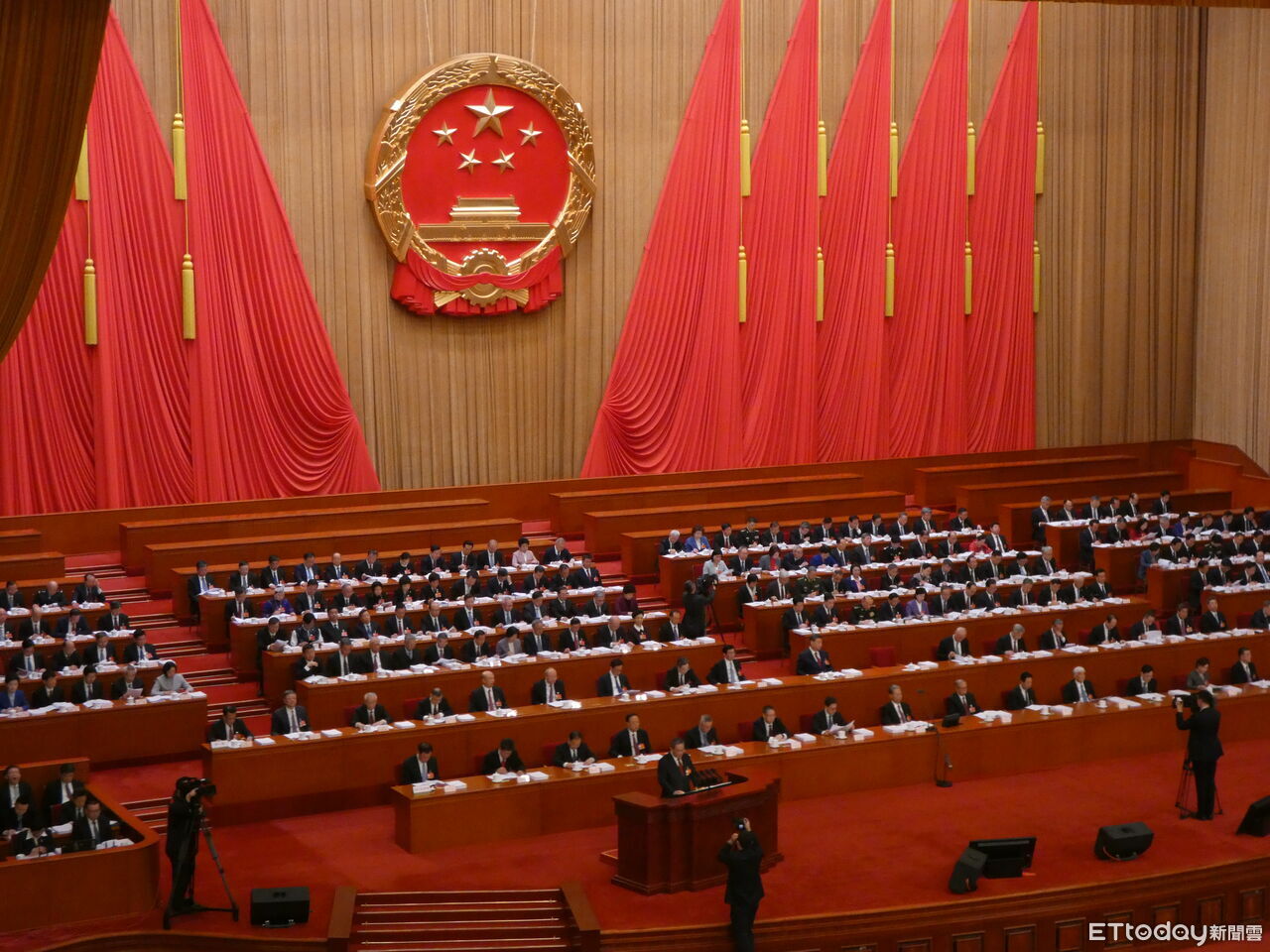 中共「兩會」後的內外政策走向 「十五五」開局之年出現重大變化