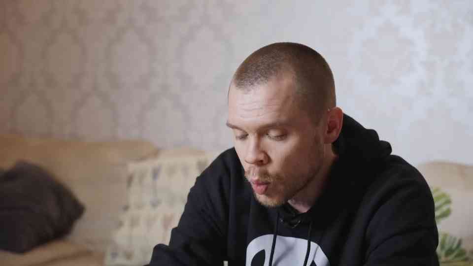 The hidden strategy behind how the rich get richer - while the middle class works for a salary<br><br>