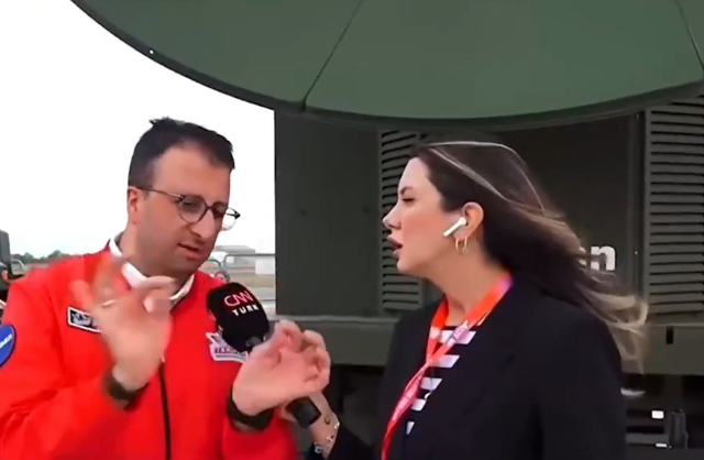 ASELSAN Genel Müdürü Ahmet Akyol, verdiği bir röportajda EJDERHA'nın menziliyle ilgili soruya "O bizde kalsın" karşılığını verdi.