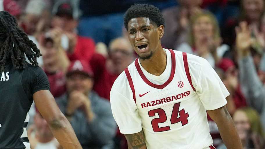 Arkansas Razorbacks Billy Richmond during exhibition matchup against the Cincinnati Bearcats
