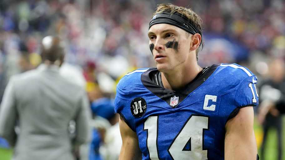 Jets can only laugh as Patriots swing and miss on position of greatest need<br><br>