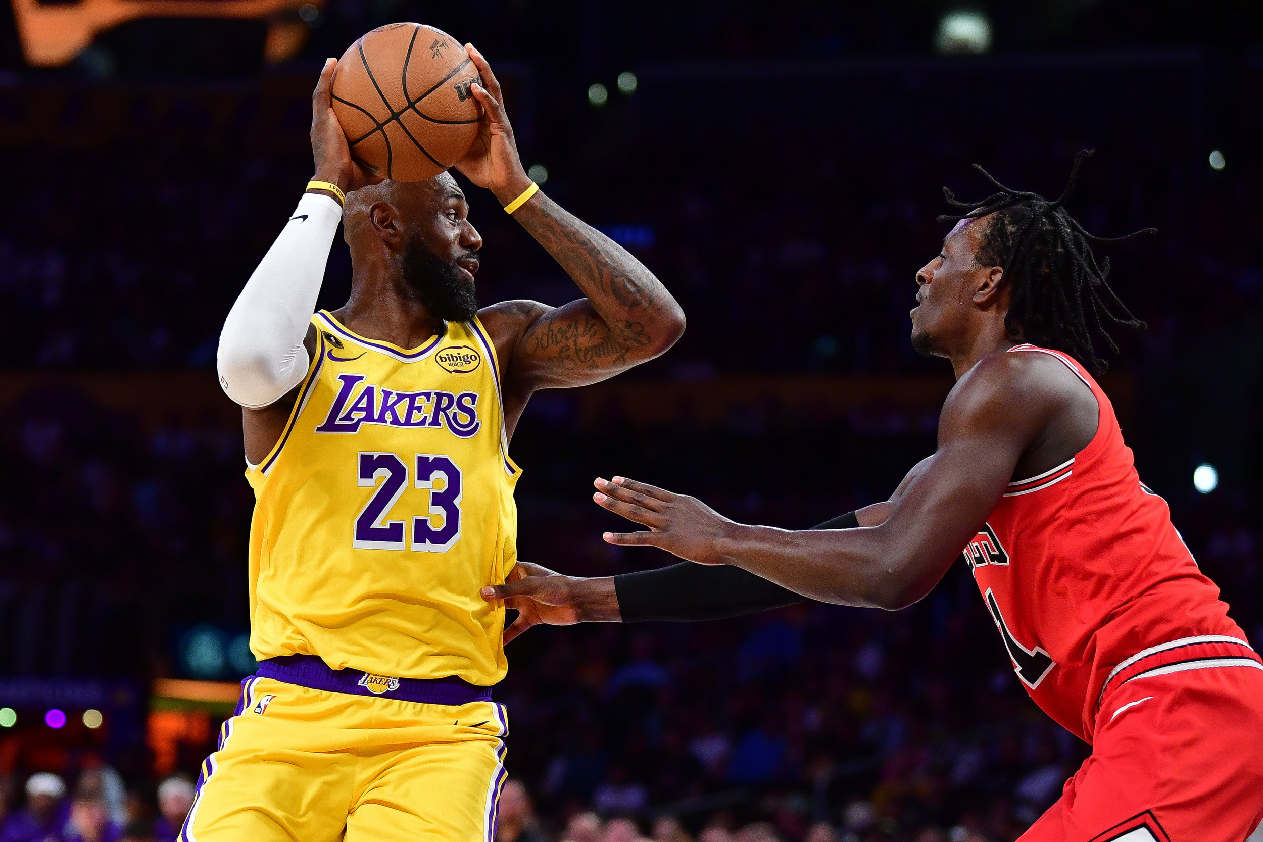 Report: LeBron James expected to return for another NBA season