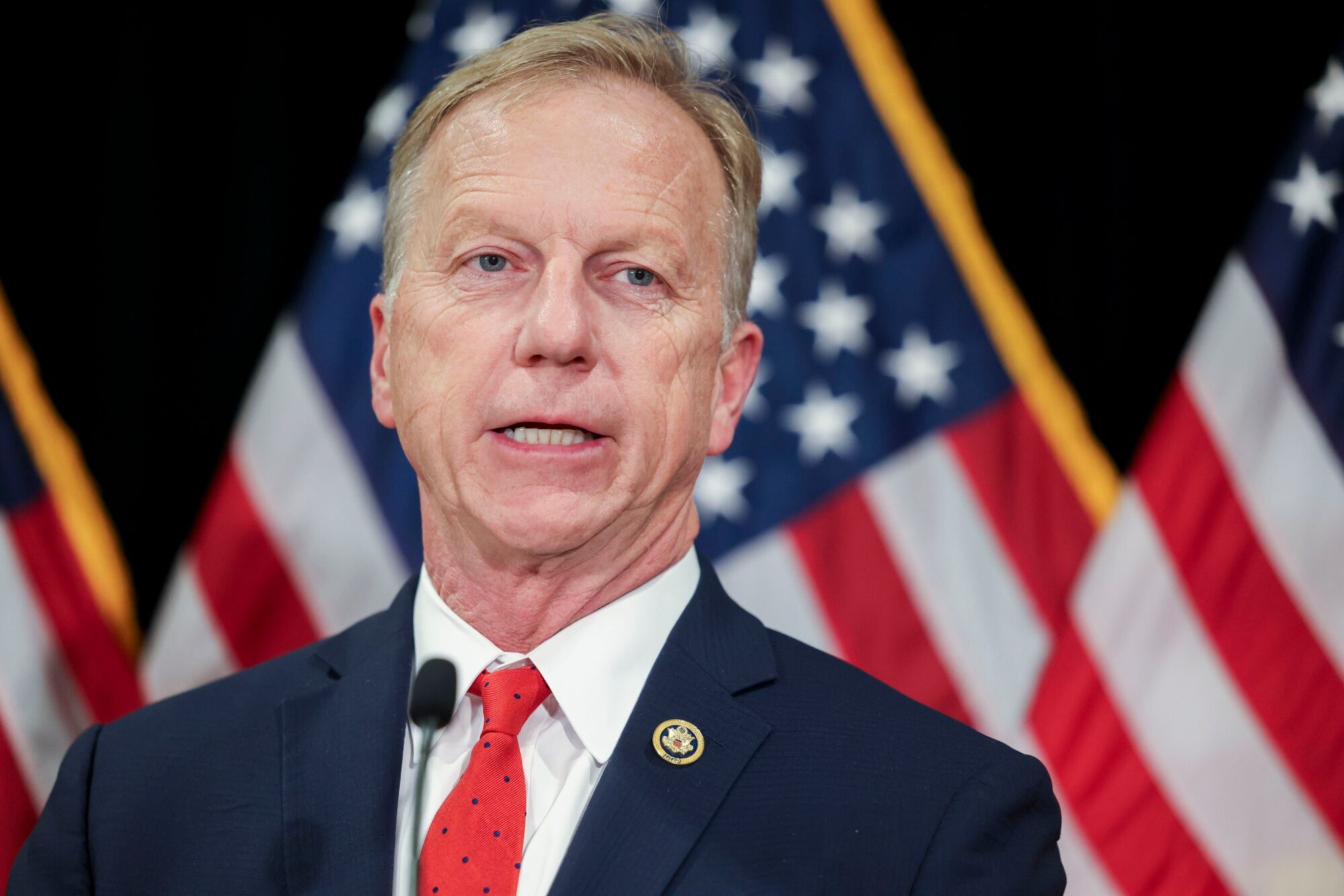 Trump backs Hern, seeking to clear field in Oklahoma Senate race<br><br>