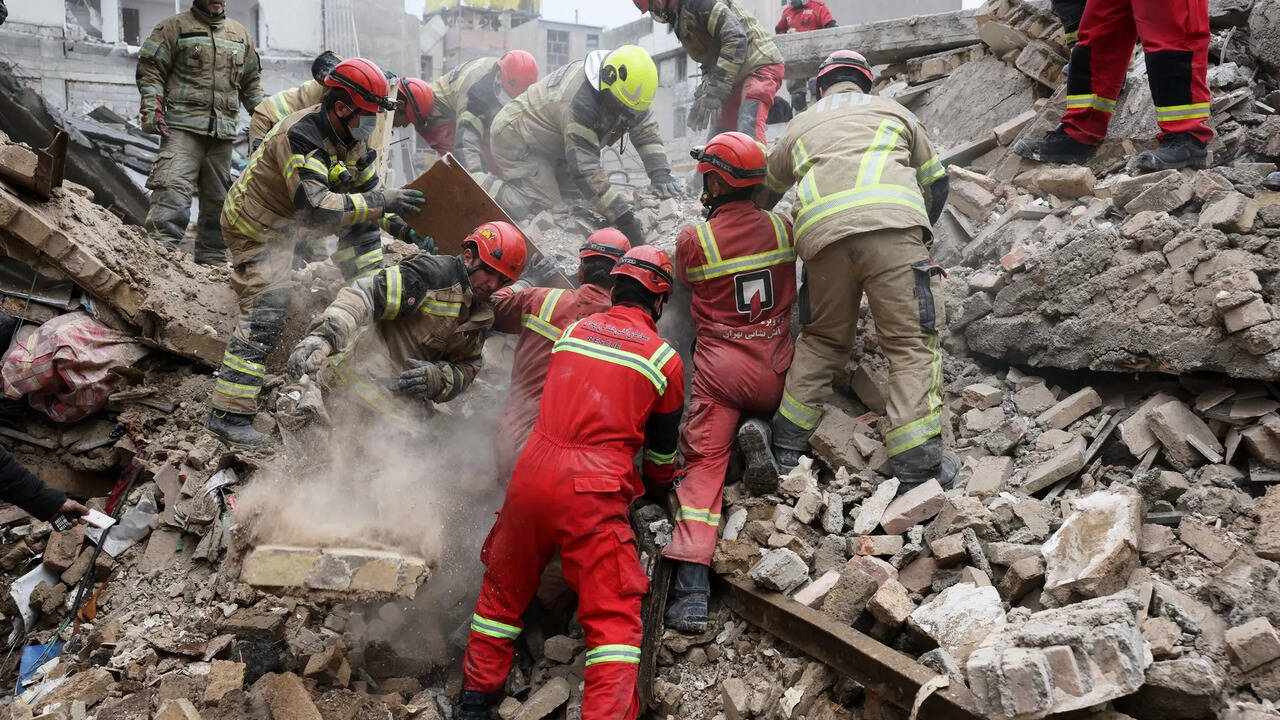 US deploys marines to Middle East amid ongoing conflict with Iran