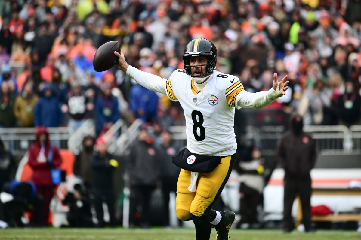 Aaron Rodgers facing Steelers decision after Kyler Murray joins Vikings<br>