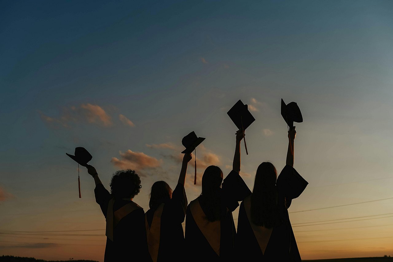 B'luru students react to K'taka's proposed move to change convocation ...