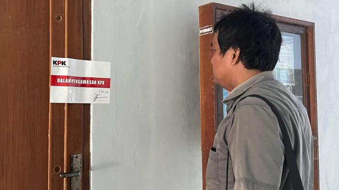 Breaking news: Bupati Cilacap jadi tersangka permintaan THR Lebaran Rp 750 juta