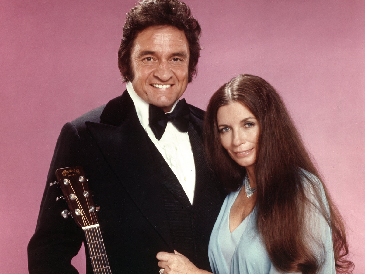 30 unforgettable country songs that proved one-word titles can say it all