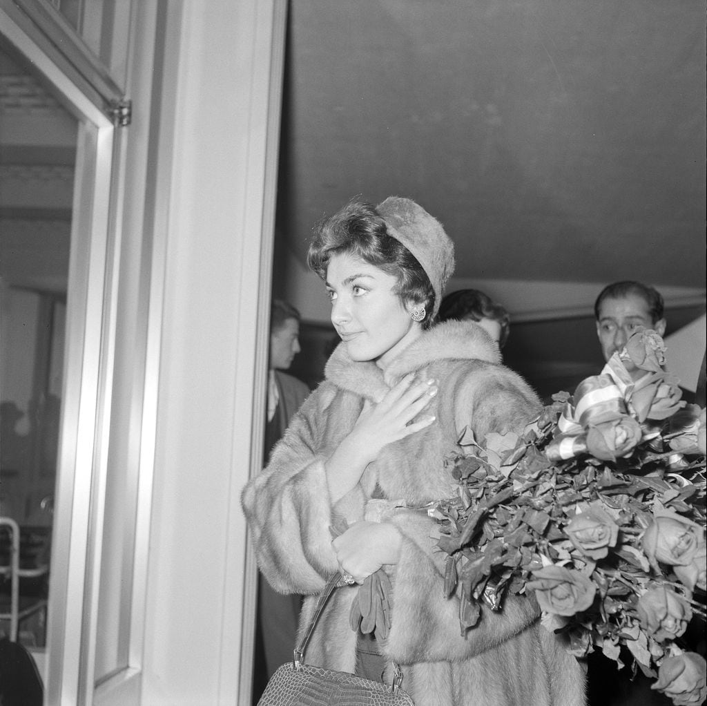 La princesa olvidada de Irán: quién es Shahnaz, la heredera de dos ...