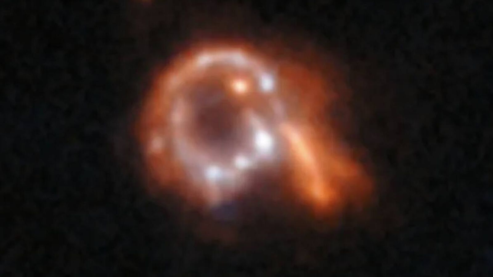 Una IA analiza las imágenes del Hubble y detecta 'medusas ...