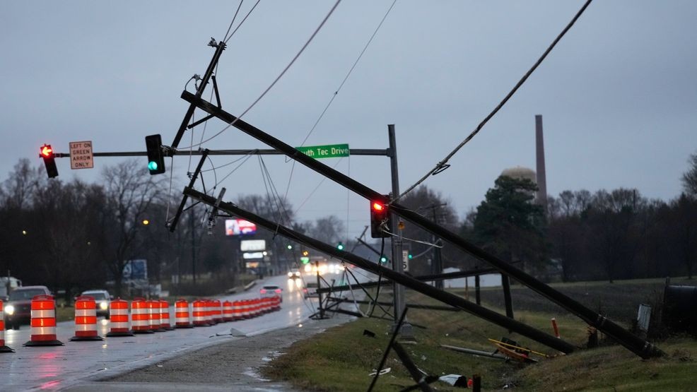 'Worst since 2012': Nearly 200,000 still without power in Ohio after ...
