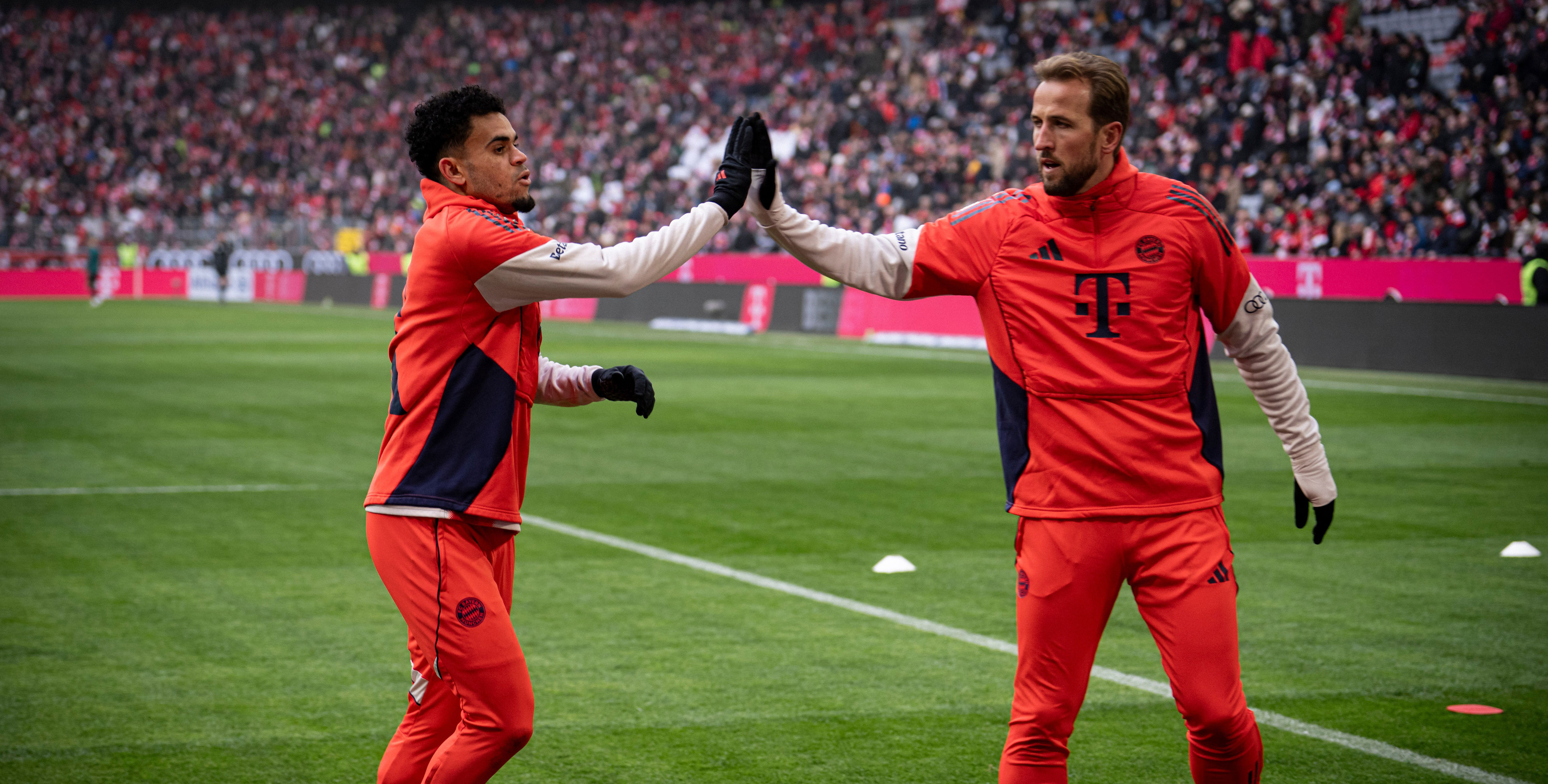 Luis Díaz admira «absolutamente todo» de su compañero del Bayern de Múnich, Harry Kane.