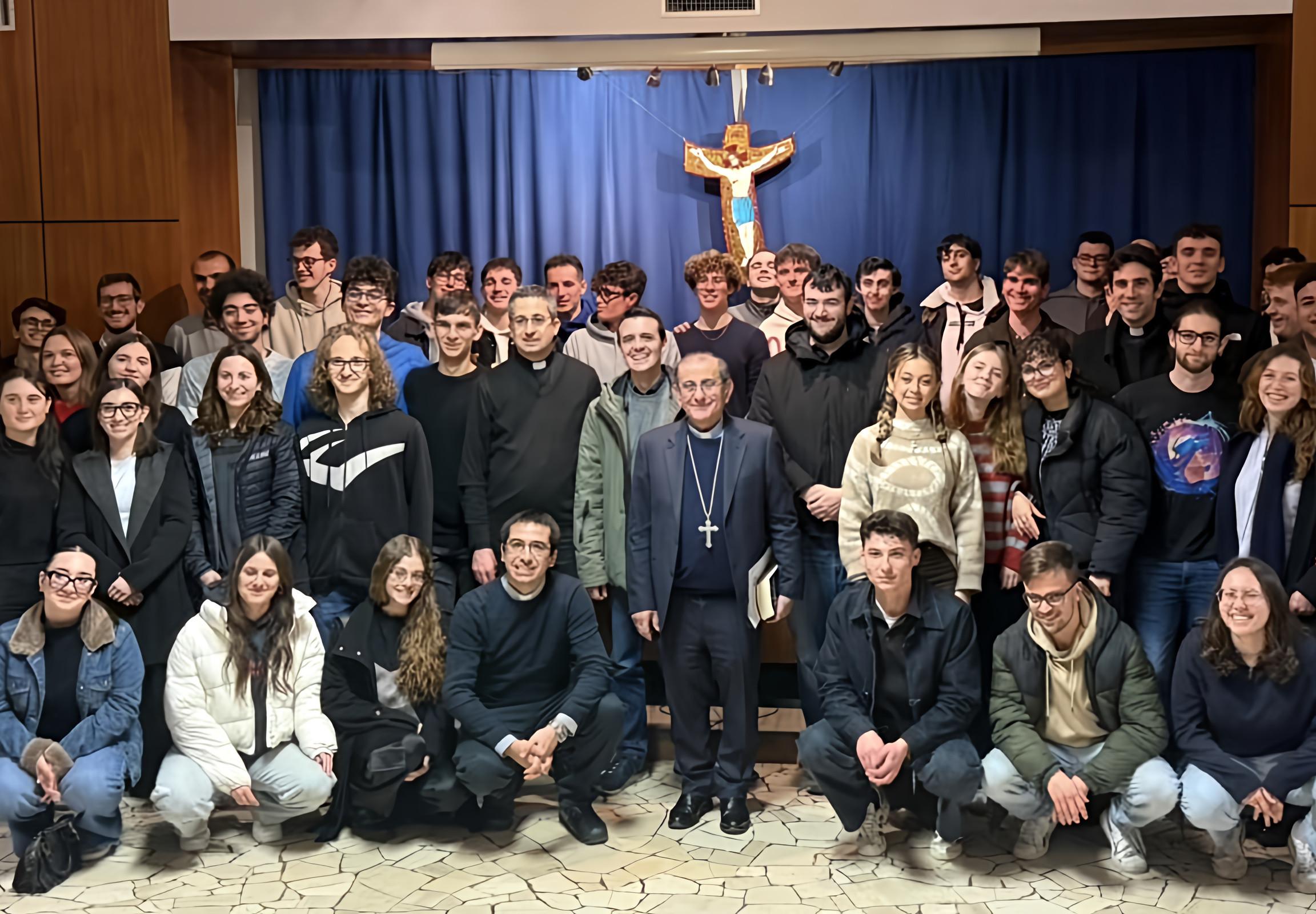 Apericena a Concorezzo con l’arcivescovo Mario Delpini