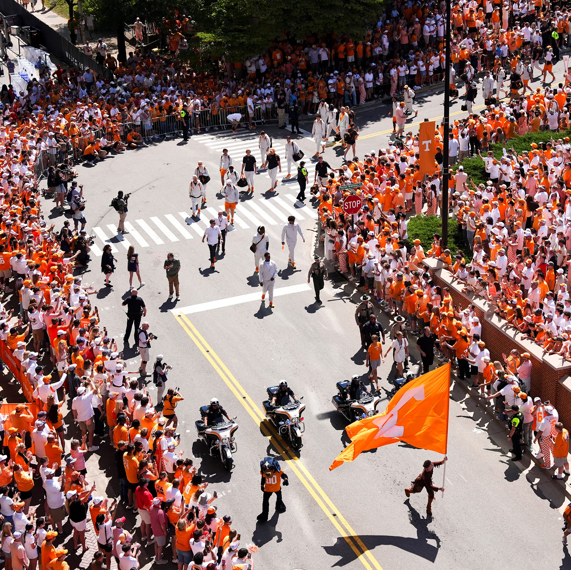 Knoxville, Gatlinburg, Pigeon Forge Rank Tops in South