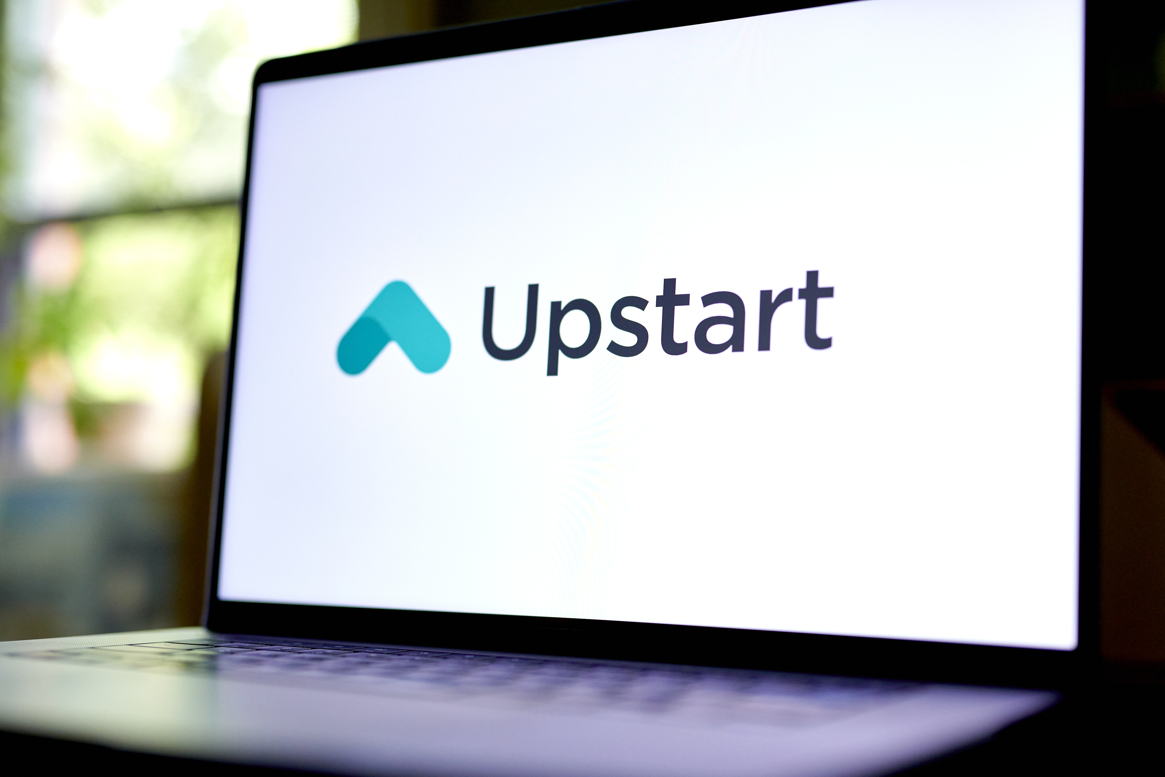 Kuehn Law Investigates Upstart Holdings Over AI Model Disclosures