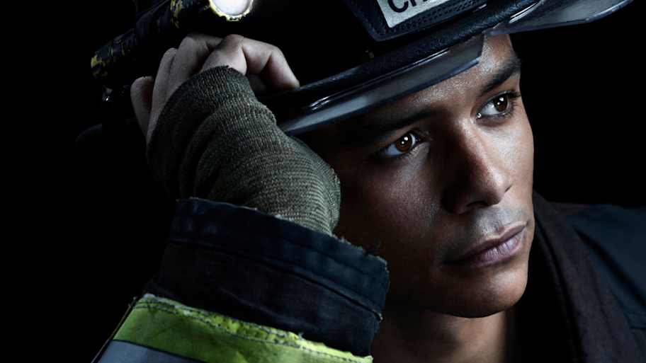 Charlie Barnett returns to Chicago Fire set sparking rumors of Peter ...