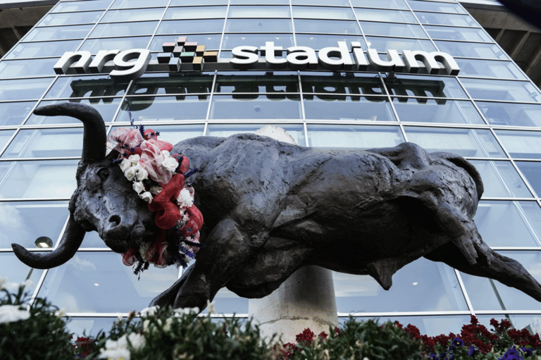 What People Are Wearing and Doing at the Houston Rodeo