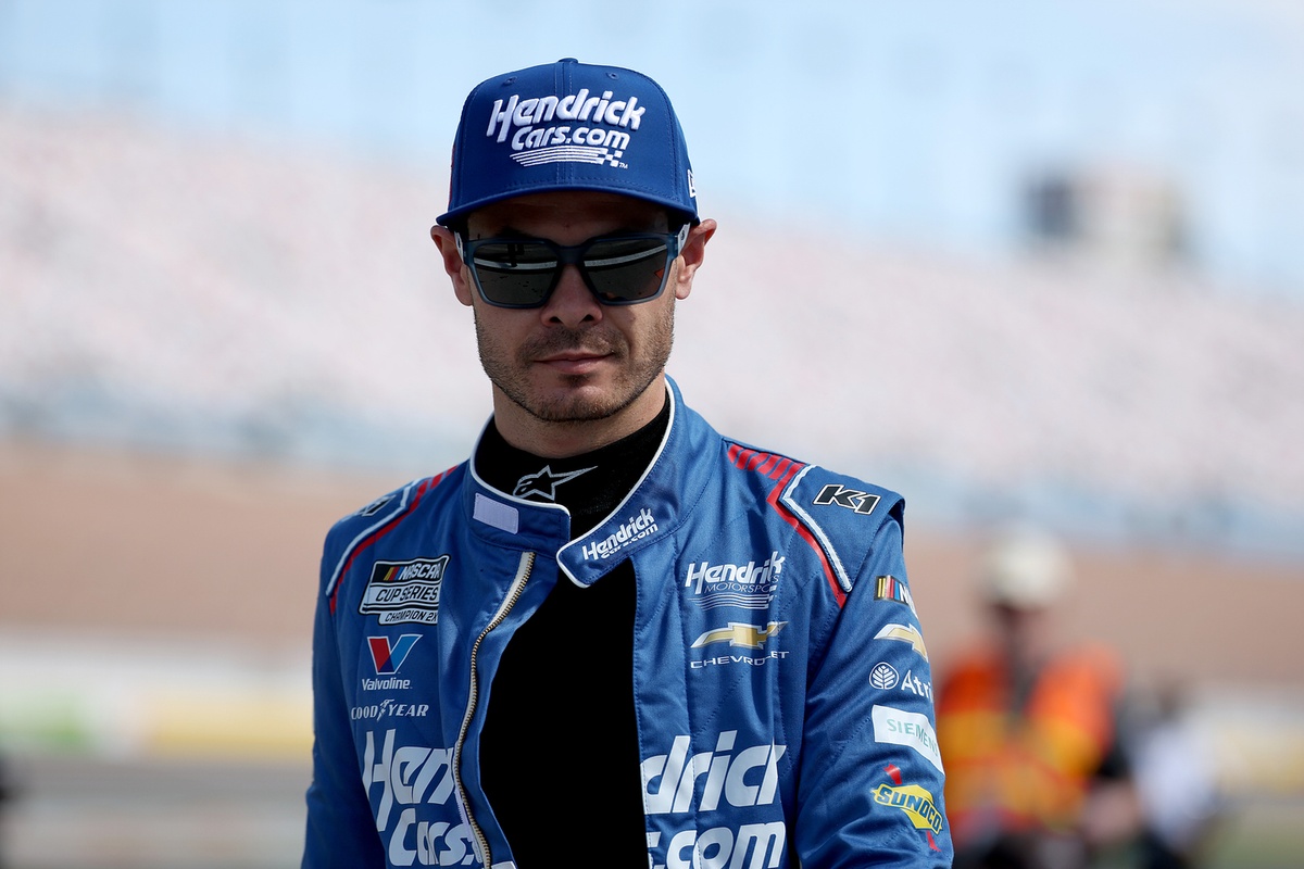 Watch this safety truck pull off an epic save during NASCAR session