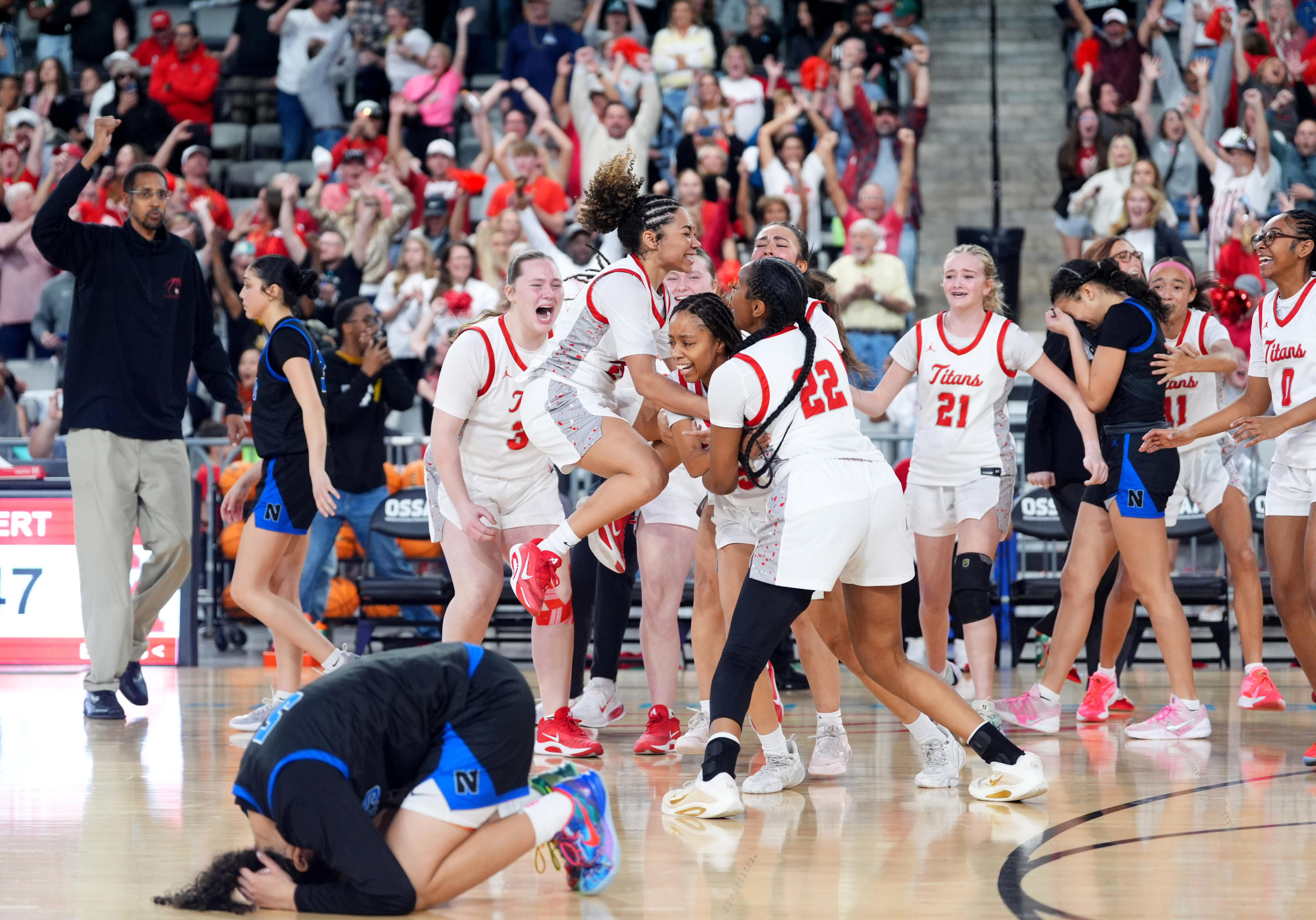Class 5A girls basketball: Carl Albert beats Newcastle for title on ...