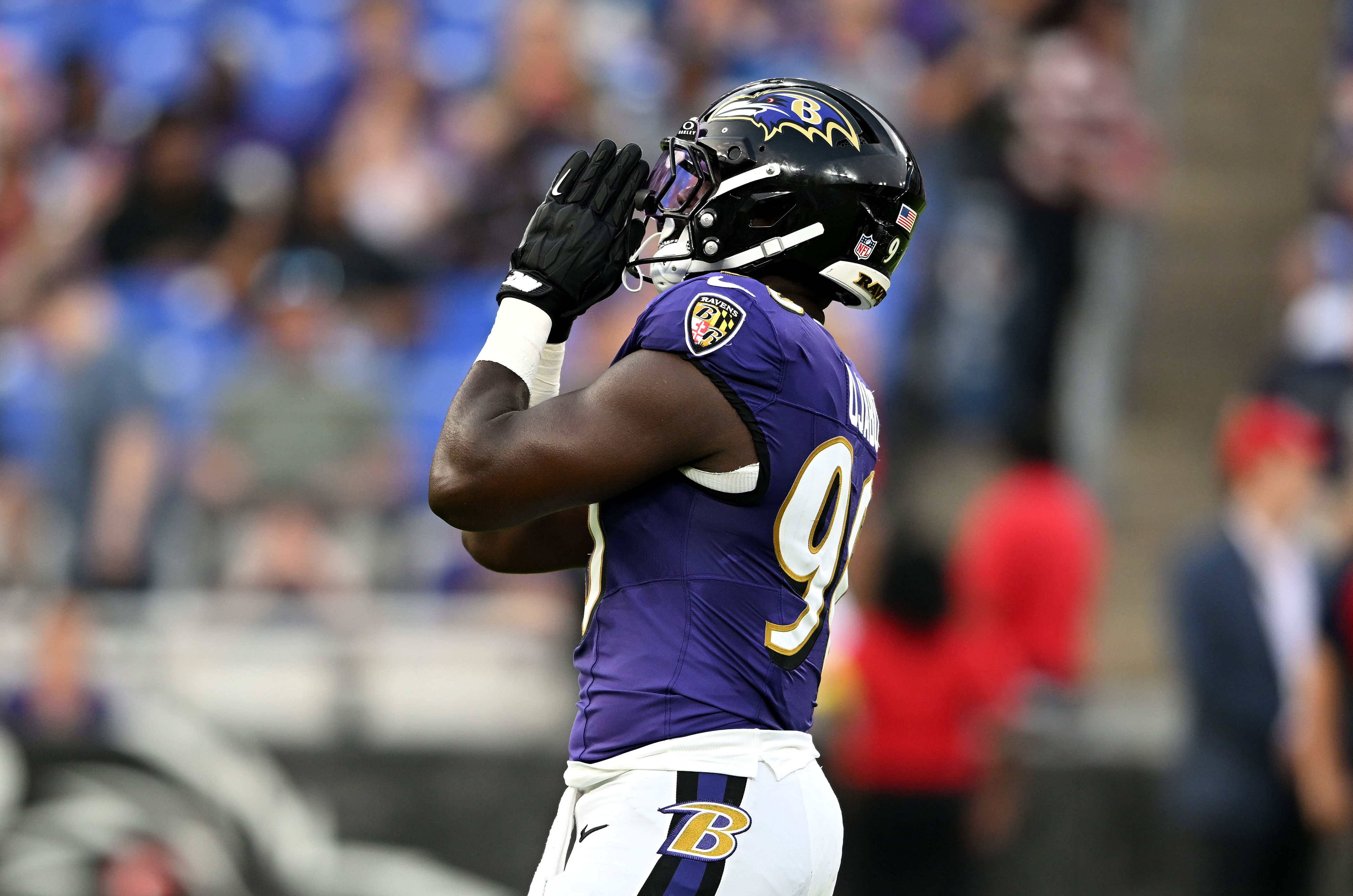 Dolphins add former Ravens pass rusher to boost defense