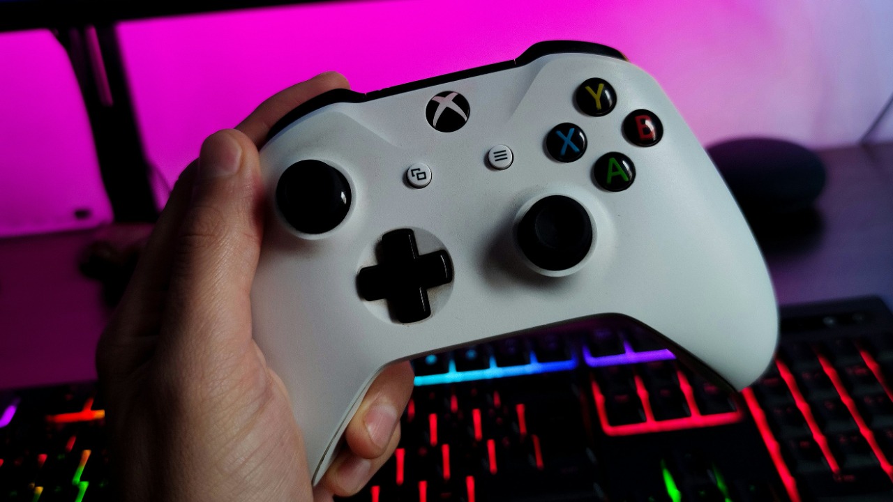 Microsoft teases next-gen Xbox as a high-end, PC-like console