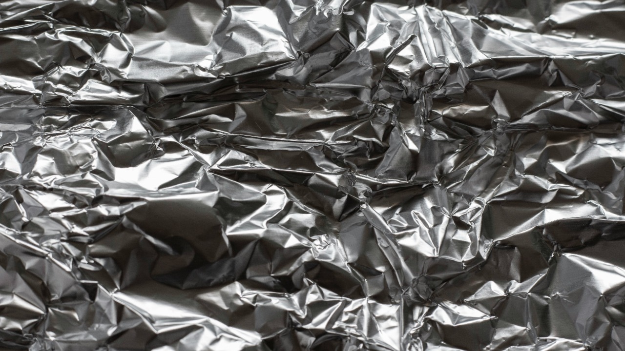 Researchers tout aluminum’s plasmonics as a cheaper alternative to gold