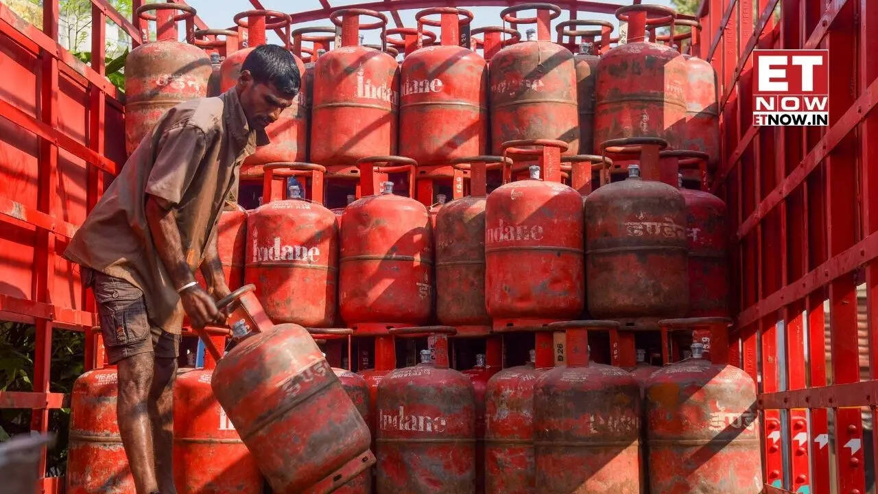Middle East tensions: Govt suspends LPG connections and cylinder ...
