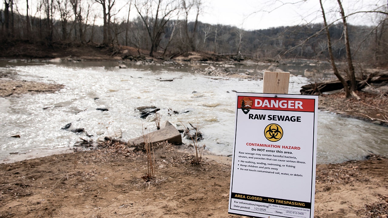 Trump-backed Potomac sewage cleanup complete after massive spill ahead of summer America250 celebrations<br>